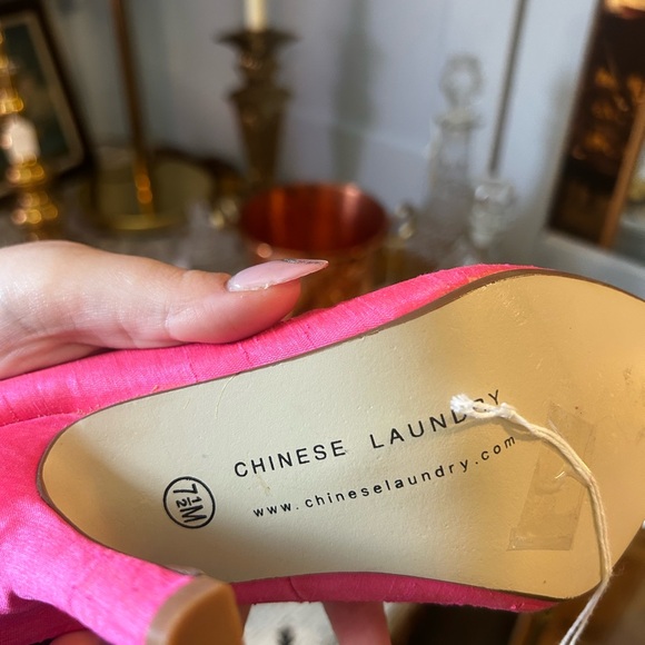 Chinese laundry heels size 7 1/2 - Picture 2 of 4